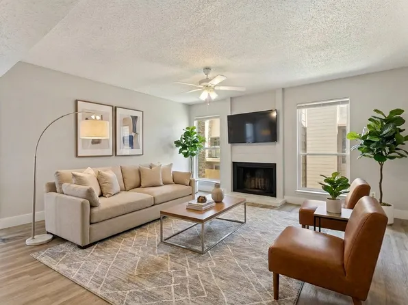 5522 Boca Raton Blvd APT 404, Fort Worth, TX 76112