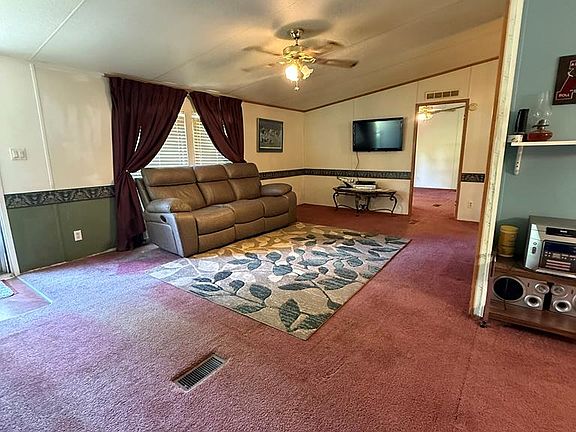 3rd image of 184 McLane St