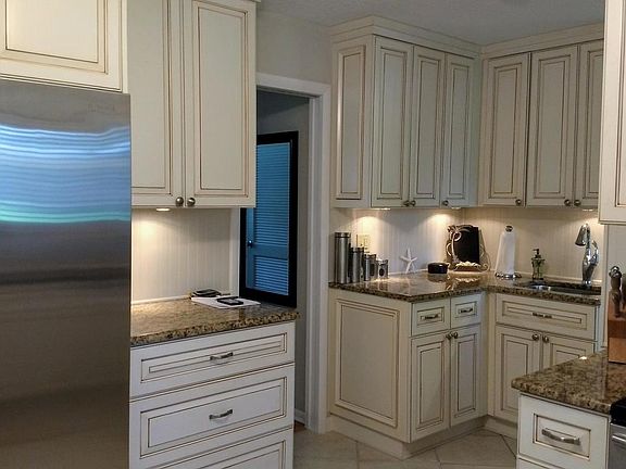 5th image of 58 N Saint Andrews Dr