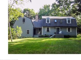 7 Mill Pond Dr, Bath, ME 04530