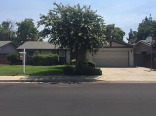 1548 Robinwood Ave, Clovis, CA