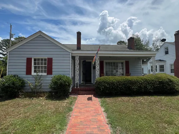 3275 North Contentnea Street, Farmville, NC 27828