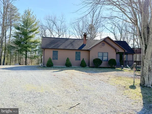 2464-2460 2426 Newport Rd, Shenandoah, VA 22849