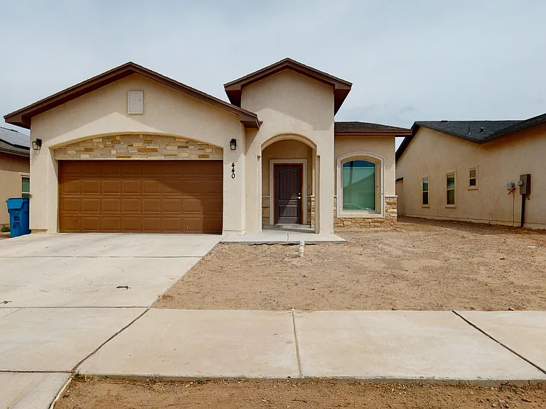 440 Soleil Rd — Photo 38