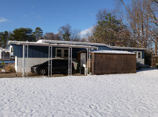 6220 Sophomore Dr, Saginaw, MI 48604