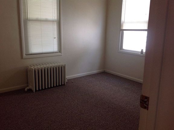 4th image of 80 Yardboro Ave