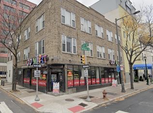 1231 Race St APT 2A, Philadelphia, PA 19107