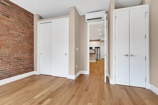 Rented by Cooper & Cooper Real Estate | media 8