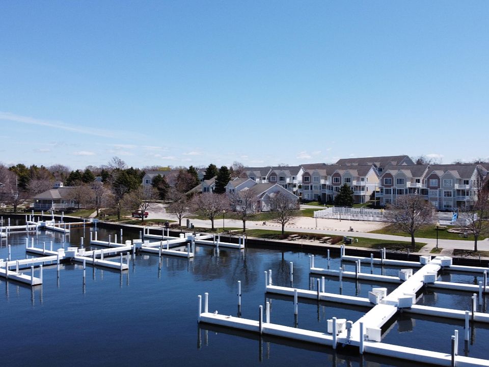1st image of Marina Dr