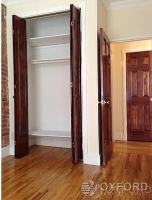 Rented by Oxford Property Group | media 42