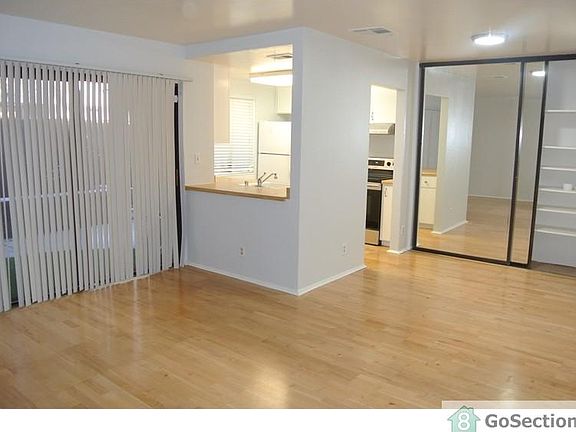 3rd image of 1701 Mahogany Way APT 36