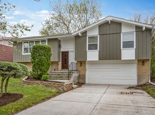 3315 Birchwood Dr, Hazel Crest, IL 60429