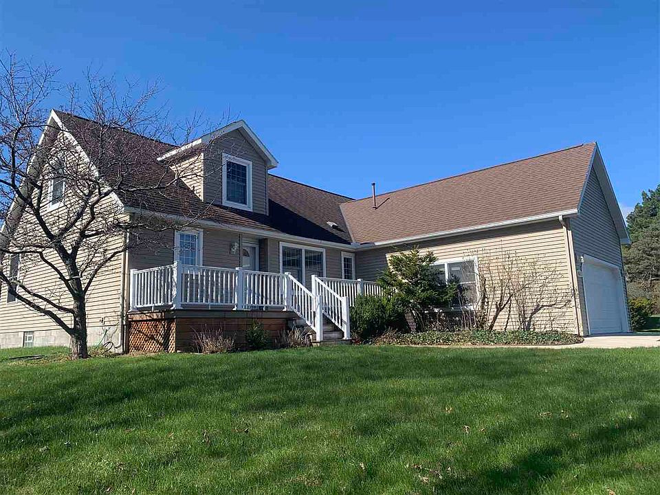 2nd image of 3181 Greenfield Dr