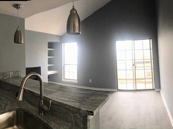 5th image of 3910 Penderview Dr APT 631