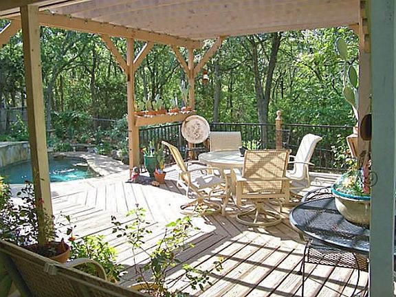 3rd image of 2821 Placid Cir