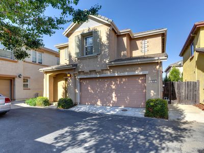 635 Equinox Loop, Lincoln, CA, 95648