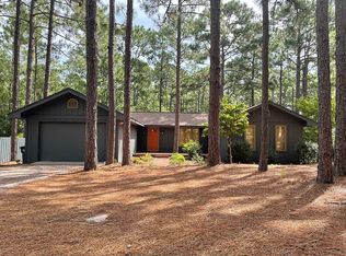 2460 Longleaf Dr SW, Pinehurst, NC 28374