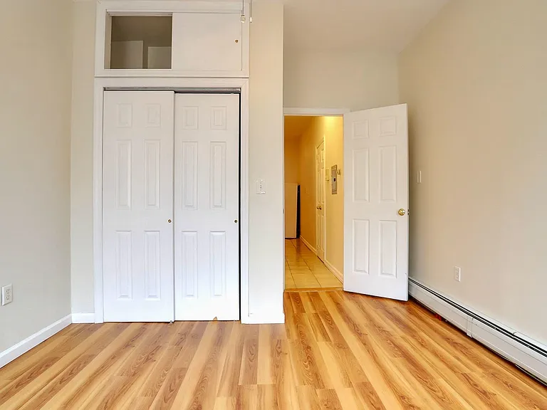 273 Webster Ave #4 — Photo 9