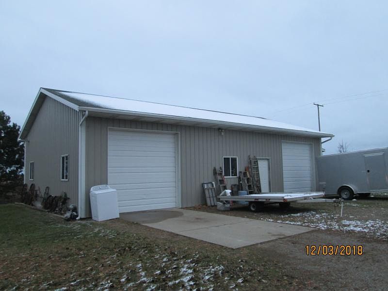 2nd image of 4940 Jacob Rd