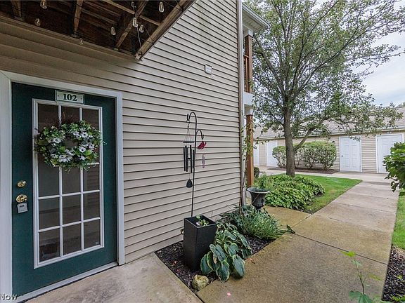 3rd image of 28340 Center Ridge Rd APT 102