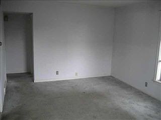 4th image of 1612 N Irvington Ave
