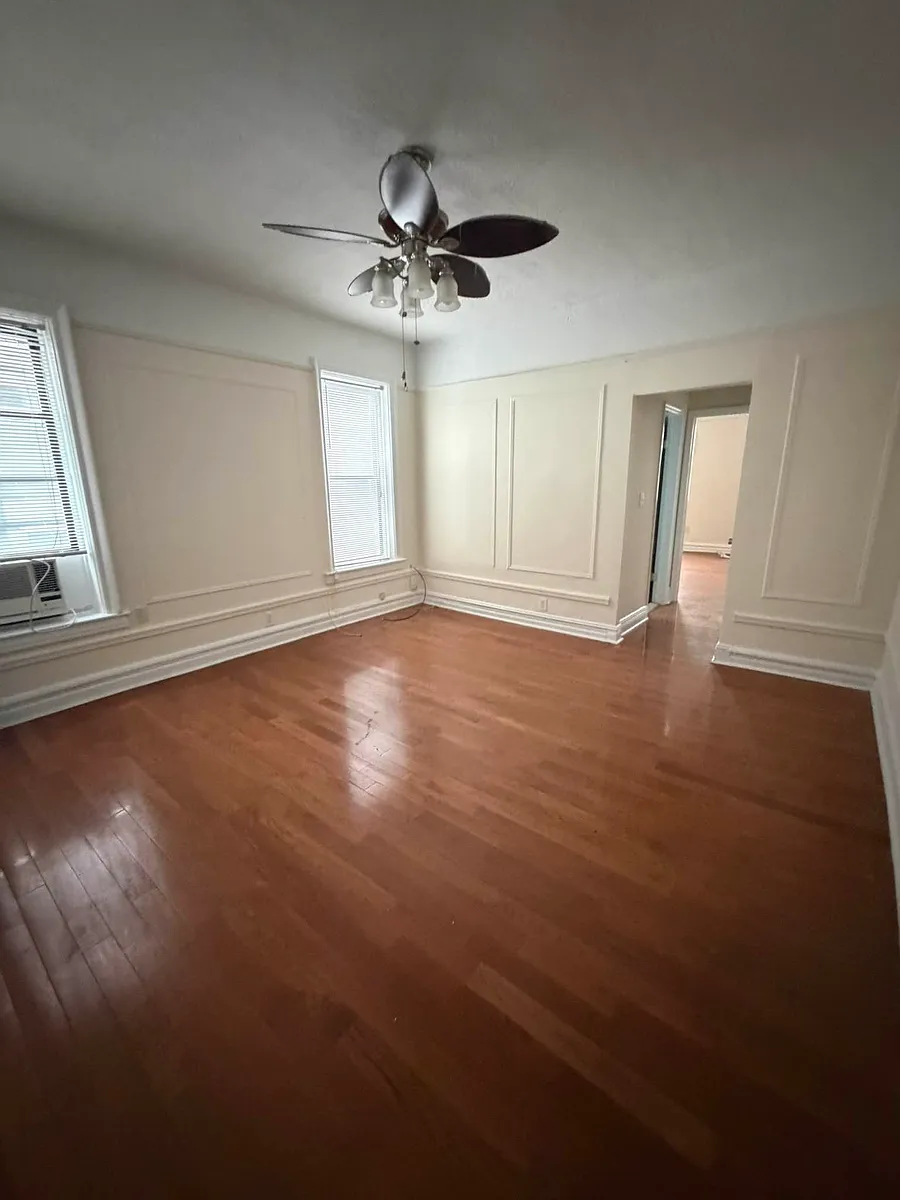 Building Photo - 7121 Fort Hamilton Pkwy #1R