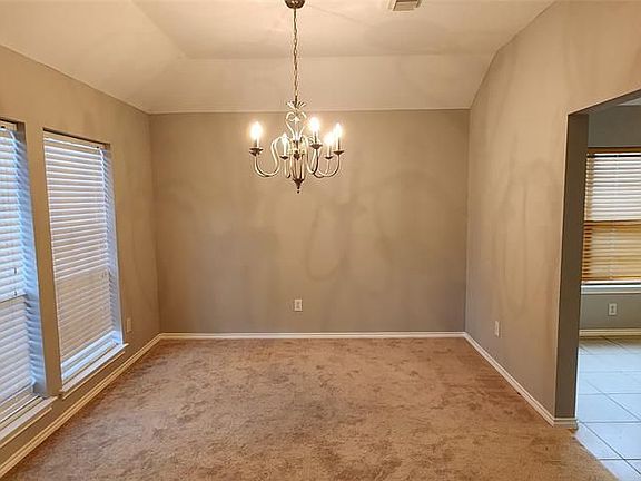 5th image of 2918 Autumnbrook Ln