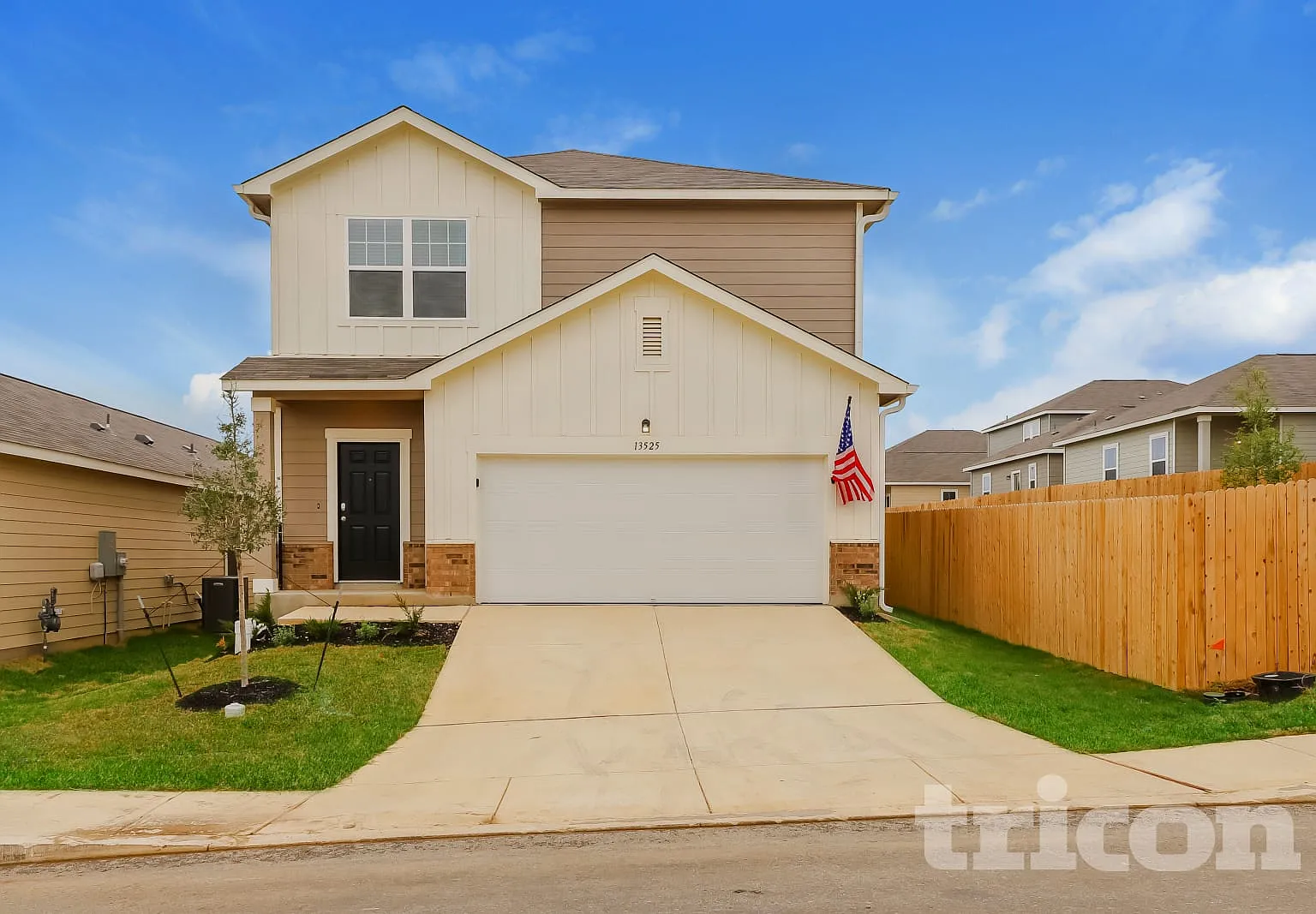 13525 Sunrise Meadow Saint Hedwig TX — Photo 1