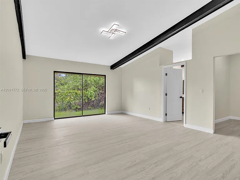 8813 Paradise Ct — Photo 21