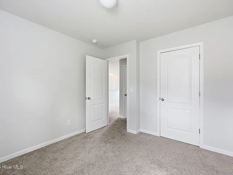 821 Conductor Ct — Photo 30