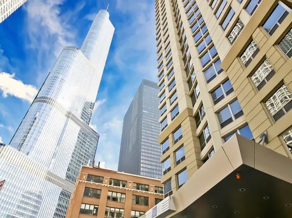 440 N Wabash Ave, Chicago, IL