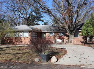23040 Pembroke Ave, Detroit, MI 48219