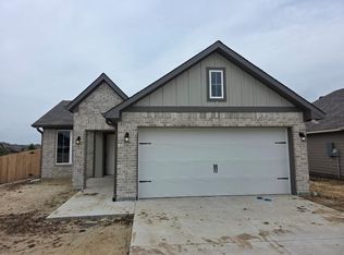 1500 Lake Ridge Dr, Brenham, TX 77833