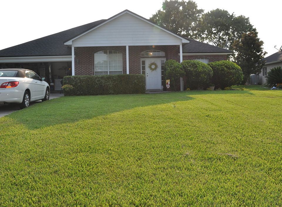 1st image of 12520 Magbury Ln