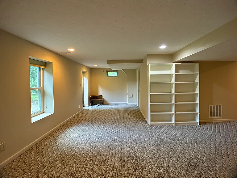 6400 Belmont Park Ct — Photo 41