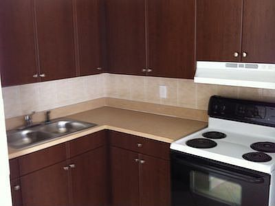 1st image of 3121 NE 1st Ave APT 5