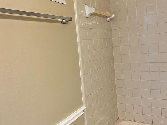 5th image of 7637 Cambridge St #7637