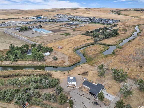 2nd image of 35 Ponderosa Trl N