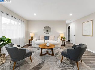 4722 Congress Ave, Oakland, CA 94601