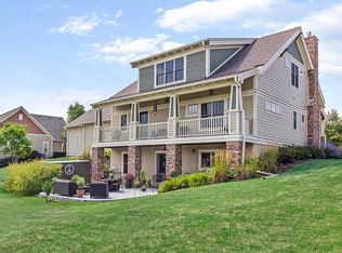 2966 Nostalgic Dr, Hubertus, WI 53033