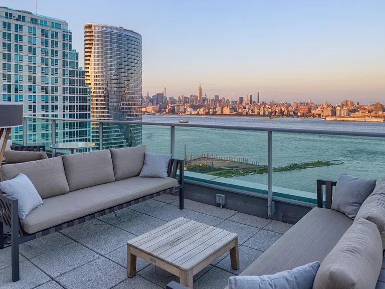 20 Newport Pkwy #1109-JC — Photo 10