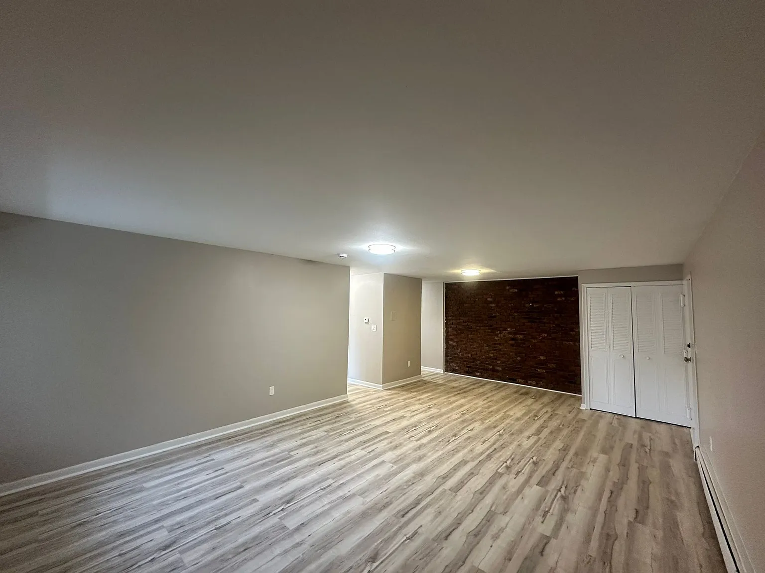 1 bed, 1.5 bath, $1,650 — Photo 4