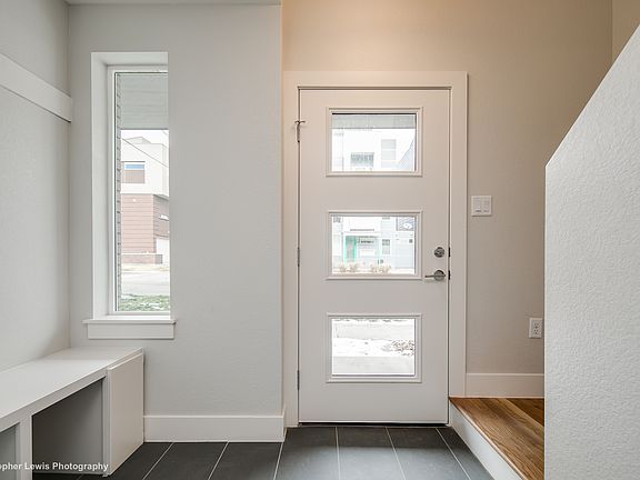 5th image of 3312 W 17th Ave