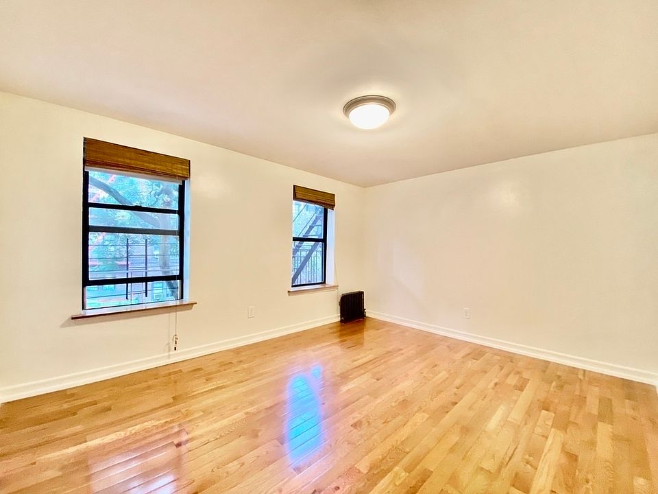 2nd image of 183 Pinehurst Ave APT 12