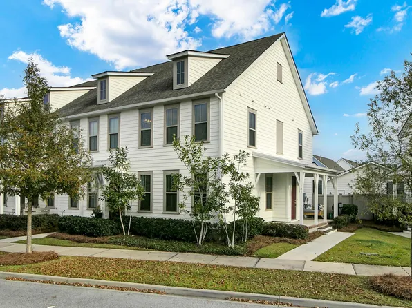 181 Great Lawn Dr, Summerville, SC 29486