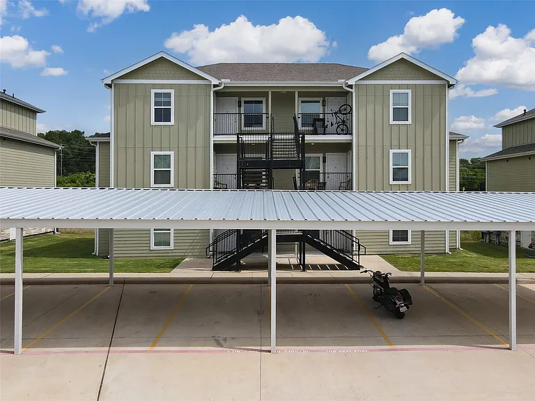 258 Plez Morgan Dr #E — Photo 36