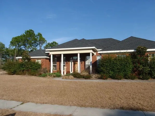 492 Club House Dr E, Freeport, FL 32439