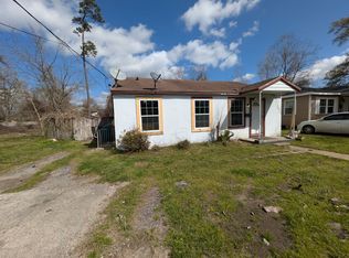 2430 Primrose St, Beaumont, TX 77703