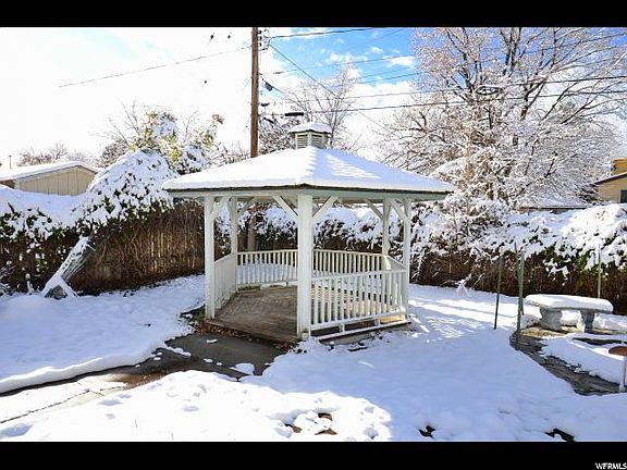 5th image of 823 Edgehill Dr