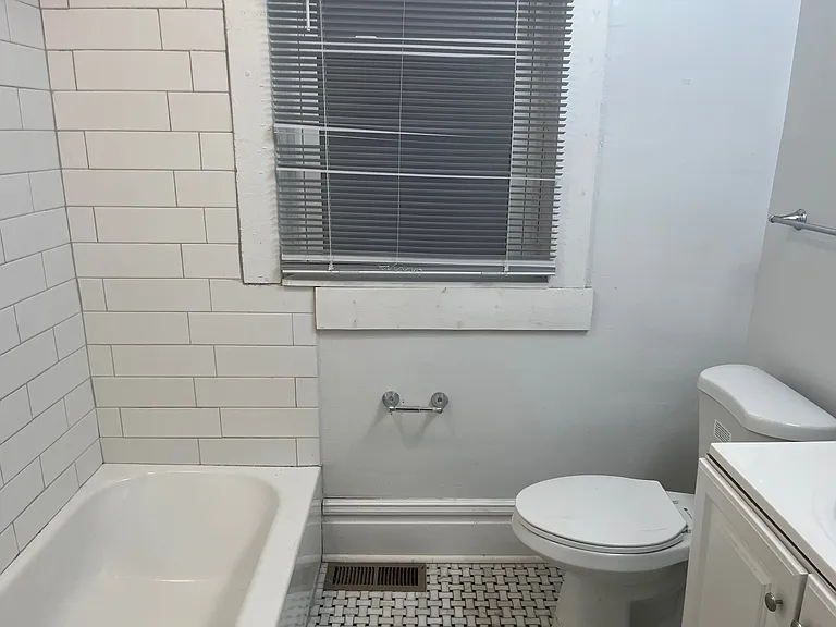 5920 McPherson Ave #1 — Photo 11